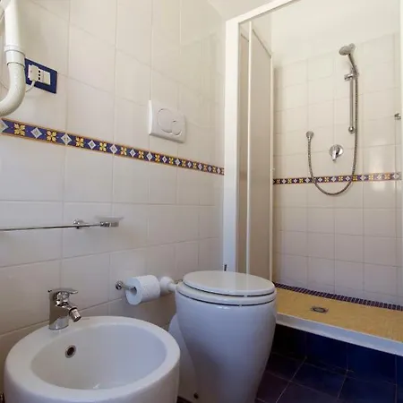 Artemisia Bed and breakfast 3*